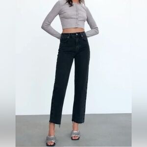 Zara High Waisted Ankle Length Black Straight Jeans Size 8
